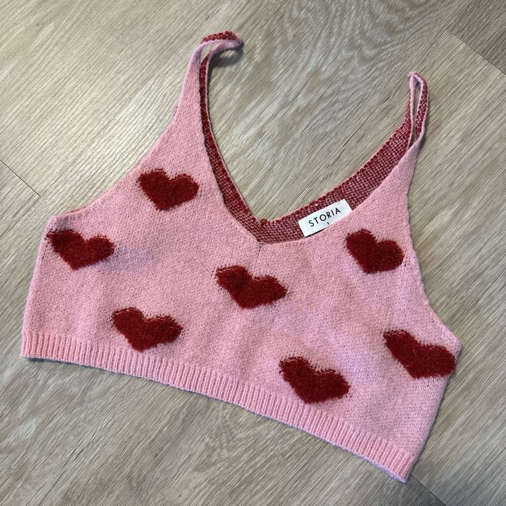 Storia Pink Knit Top with Red Heart